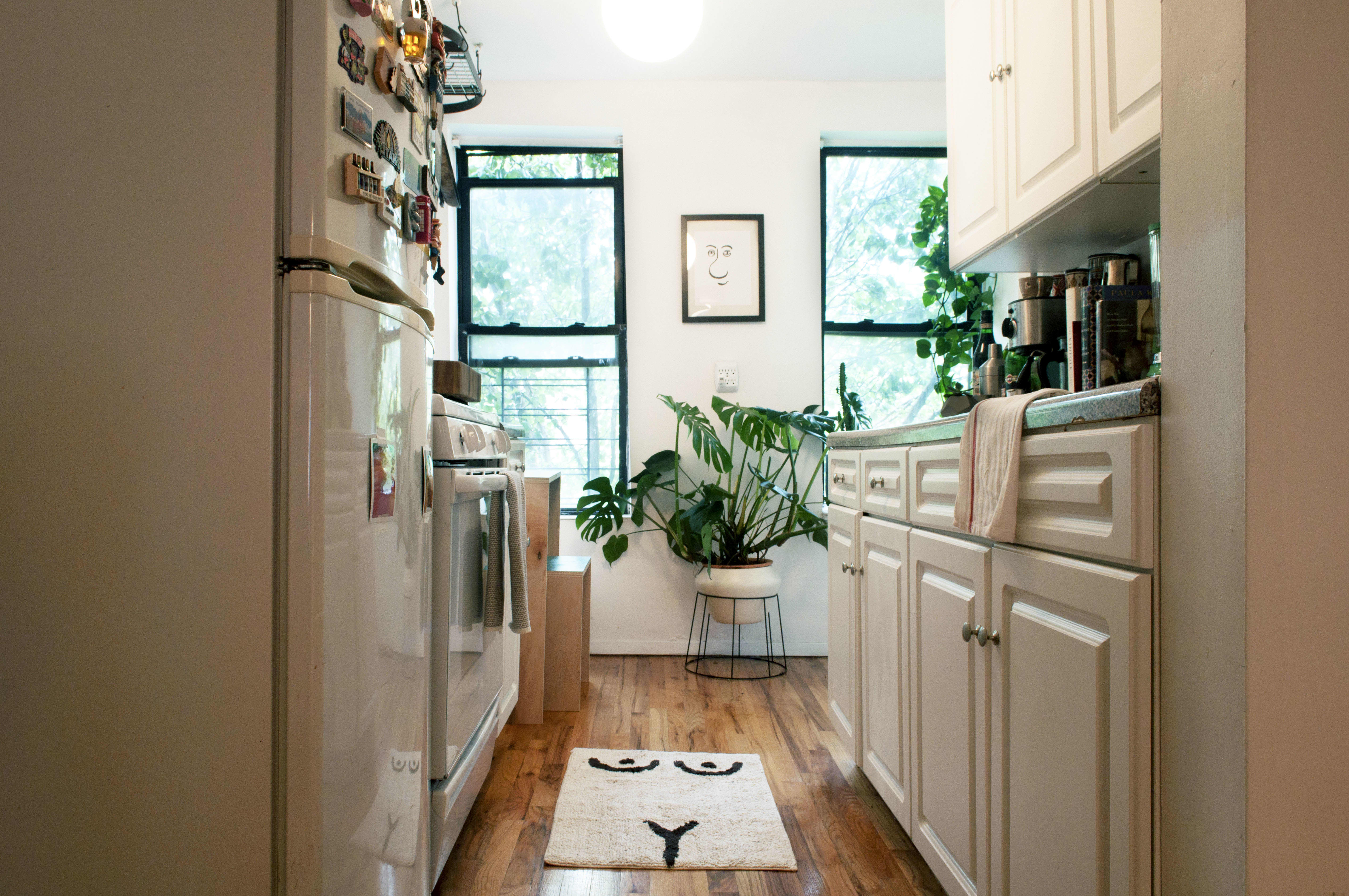 House Tour A Railroad Apartment in NYC Apartment Therapy